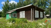 Нежилое здание, 1-этажное, площадь 106 кв.м, земельный участок, площадь 500 кв.м:  Ярославская область, р-н Переславский, с. Дмитриевское, ул. Школьная, д. 13
